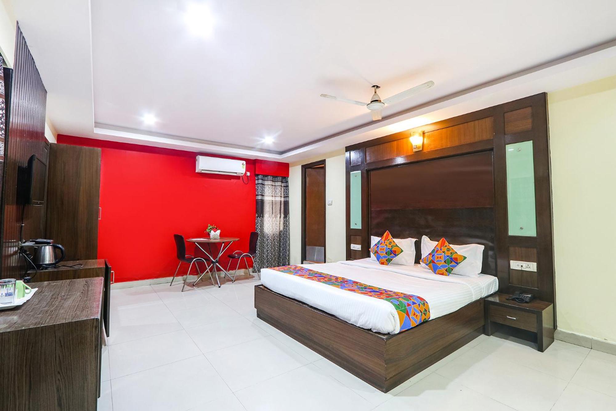 Fabhotel Royal Residency II - Nr Lakdikapul Metro Station Hyderabad Exterior photo