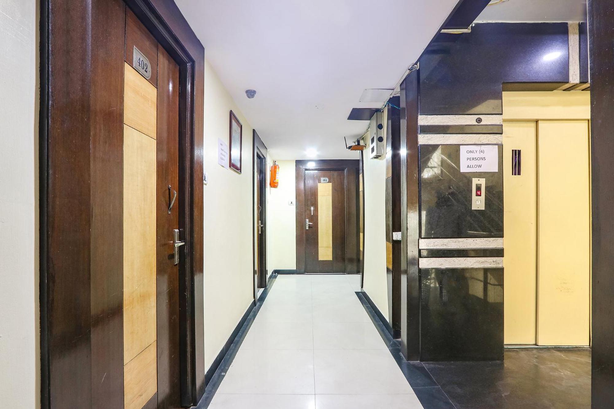 Fabhotel Royal Residency II - Nr Lakdikapul Metro Station Hyderabad Exterior photo